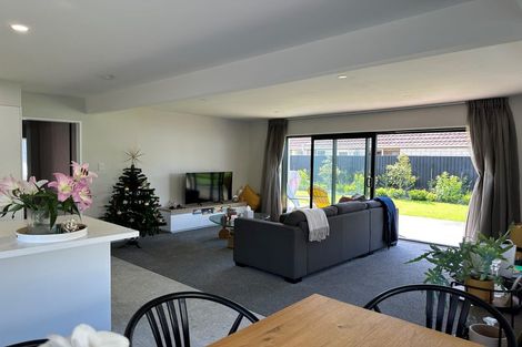 Photo of property in 68a Windermere Road, Papanui, Christchurch, 8053