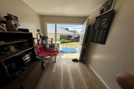 Photo of property in 17a Leonie Place, Aranui, Christchurch, 8061