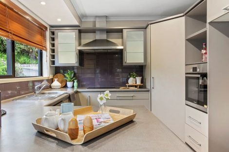 Photo of property in 8 Highlander Place, Welcome Bay, Tauranga, 3112