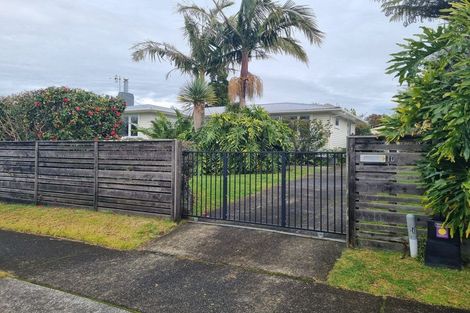 Photo of property in 10 Bristol Avenue, Brookfield, Tauranga, 3110