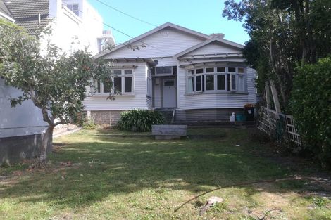 Photo of property in 76 Majoribanks Street, Mount Victoria, Wellington, 6011