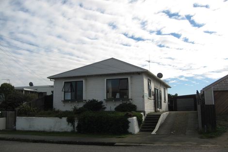 Photo of property in 24 Rodney Street, New Brighton, Christchurch, 8061