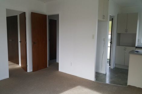 Photo of property in 4/448 Glenfield Road, Glenfield, Auckland, 0629