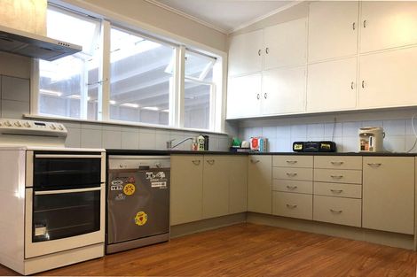 Photo of property in 19 Cleveland Street, Brooklyn, Wellington, 6021