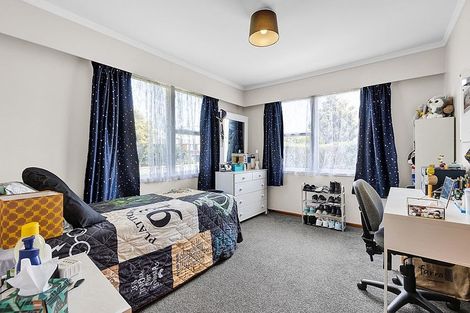 Photo of property in 261 Huatoki Street, Upper Vogeltown, New Plymouth, 4310