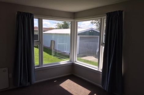 Photo of property in 5 Glenora Place, Hornby, Christchurch, 8042