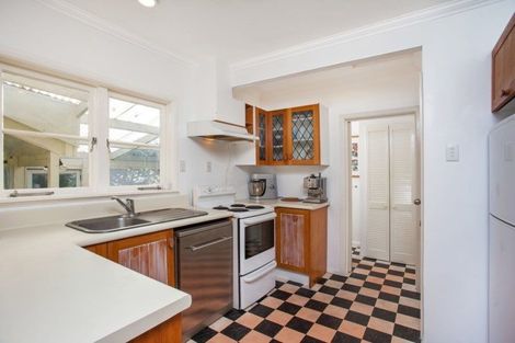 Photo of property in 39 Pleasant Road, Glen Eden, Auckland, 0602