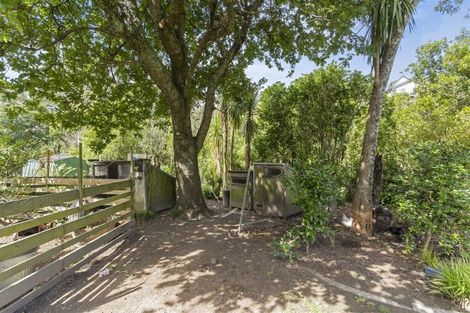 Photo of property in 49a Advene Road, Cockle Bay, Auckland, 2014