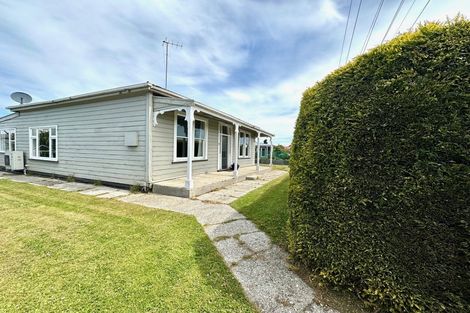 Photo of property in 56 James Street, Balclutha, 9230