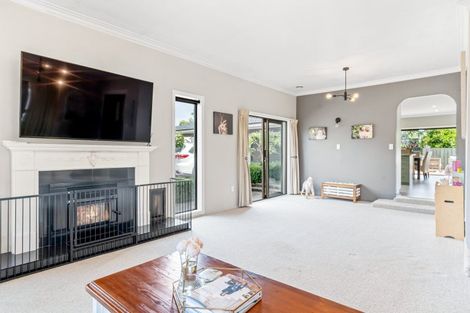 Photo of property in 72 Venice Street, Martinborough, 5711