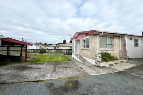 Photo of property in 14 Huatoki Street, Vogeltown, New Plymouth, 4310