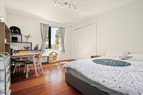 Photo of property in 28 Cliffs Road, Saint Clair, Dunedin, 9012