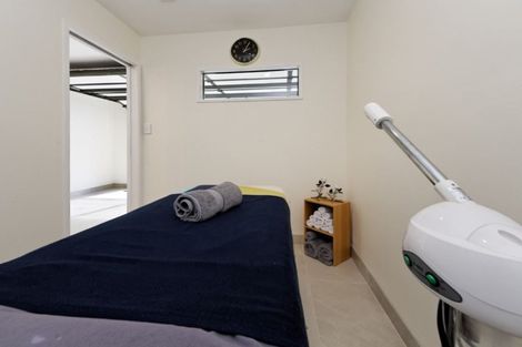 Photo of property in 3a Summerland Drive, Henderson, Auckland, 0612