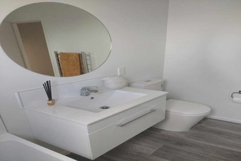 Photo of property in 54 Tuhikaramea Road, Dinsdale, Hamilton, 3204