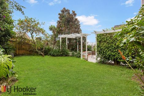 Photo of property in 1/52 Haseler Crescent, Howick, Auckland, 2014