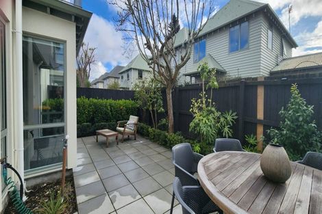 Photo of property in 2/21 Bishop Street, St Albans, Christchurch, 8014