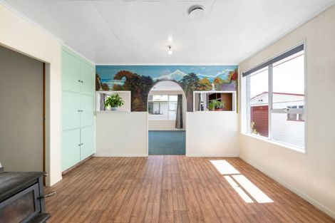 Photo of property in 8 Moana Crescent, Redwoodtown, Blenheim, 7201