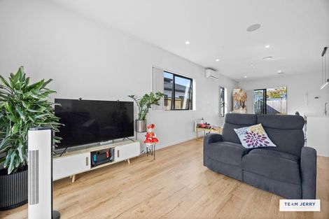 Photo of property in 25 Perkins Street, Papakura, 2110