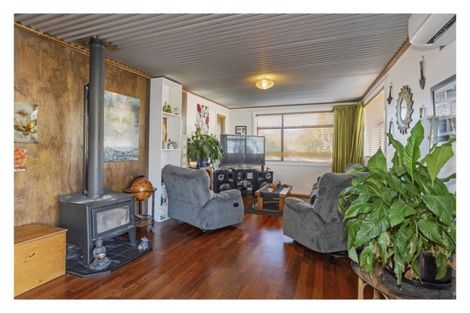 Photo of property in 5 Rentone Street, Stepneyville, Nelson, 7010