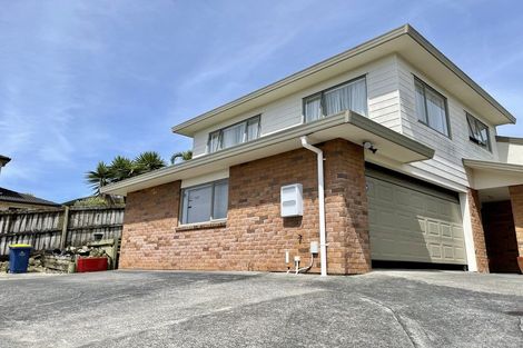 Photo of property in 25 Chadlington Avenue, Henderson, Auckland, 0612