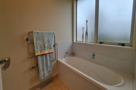 Photo of property in 44 Phillips Street, Sanson, 4817