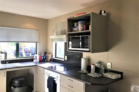 Photo of property in 42 Park Avenue, Papatoetoe, Auckland, 2025