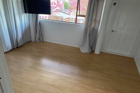 Photo of property in 45 Agincourt Street, Glenfield, Auckland, 0629