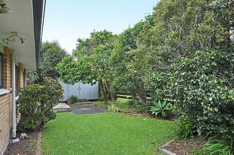 Photo of property in 11 Manuka Street, Orewa, 0931