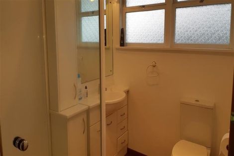 Photo of property in 141 Forrest Hill Road, Forrest Hill, Auckland, 0620