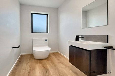 Photo of property in 5 Huljich Way, Hobsonville, Auckland, 0616