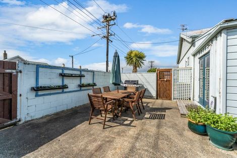 Photo of property in 2 Hardy Street, Saint Kilda, Dunedin, 9012