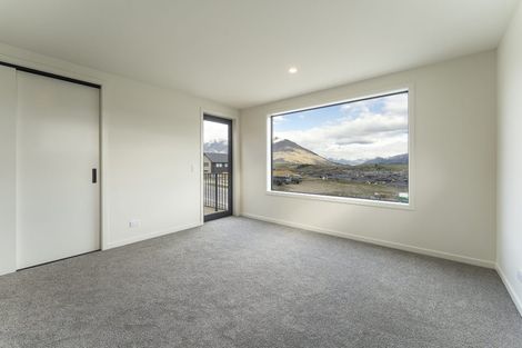 Photo of property in 104 Spur Ridge Rise, Jacks Point, 9371