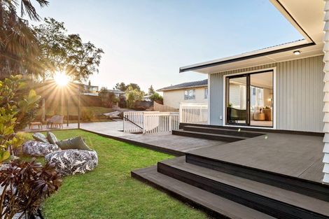 Photo of property in 4 Kelston Street, New Lynn, Auckland, 0600