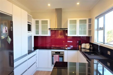 Photo of property in 23a Eastview Grove, Normandale, Lower Hutt, 5010