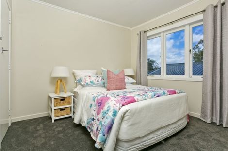 Photo of property in 2/84 Forrest Hill Road, Forrest Hill, Auckland, 0620