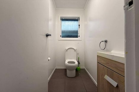 Photo of property in 16 Mission Street, Waterloo, Lower Hutt, 5011