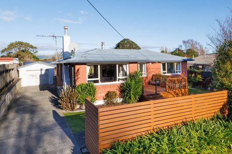 Photo of property in 10 Slacks Road, Awapuni, Palmerston North, 4412