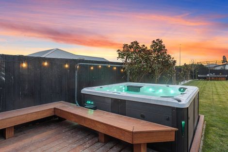 Photo of property in 21 Flaxon Place, Burwood, Christchurch, 8083