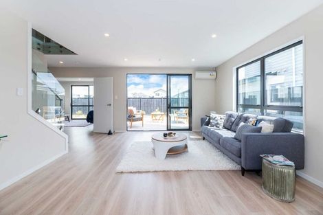 Photo of property in 18 Myland Drive, Hobsonville, Auckland, 0616