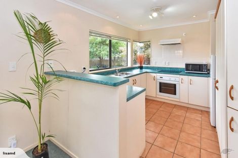 Photo of property in 14 Woodcroft Way, Pukekohe, 2120
