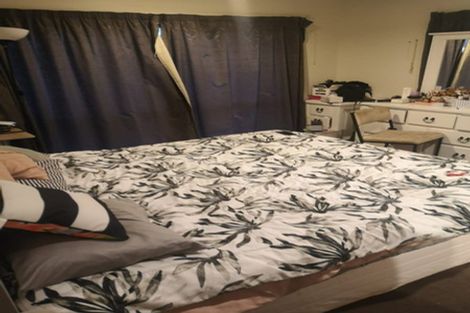 Photo of property in 15 Dole Place, Mangere, Auckland, 2022