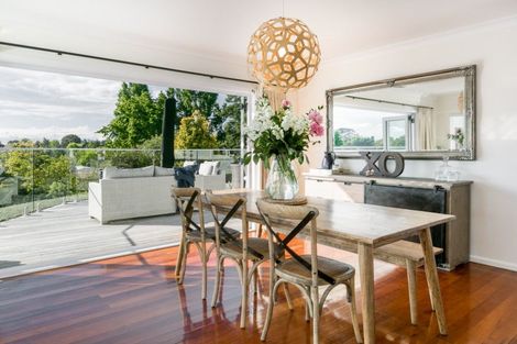 Photo of property in 11 Tainui Drive, Havelock North, 4130