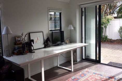 Photo of property in 2/7 Beveridge Street, Christchurch Central, Christchurch, 8013