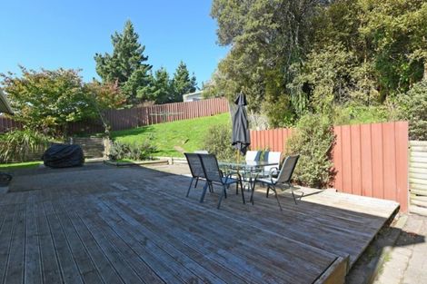 Photo of property in 2 Moonstone Grove, Birchville, Upper Hutt, 5018