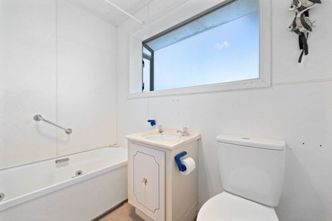 Photo of property in 12 Mawake Place, Turangi, 3334