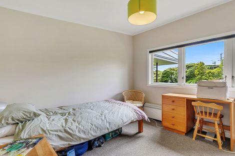 Photo of property in 4 Stephen Street, Tawa, Wellington, 5028
