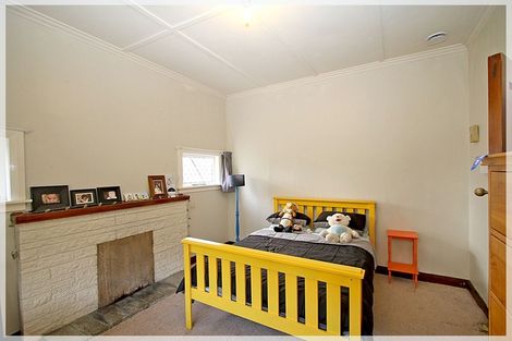 Photo of property in 3 Hay Street, Shannon, Palmerston North, 4474