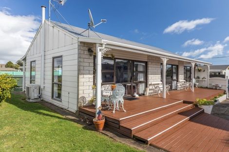 Photo of property in 48a George Street, Levin, 5510