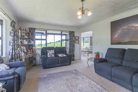 Photo of property in 1091 Upland Road, Egmont Village, Inglewood, 4386