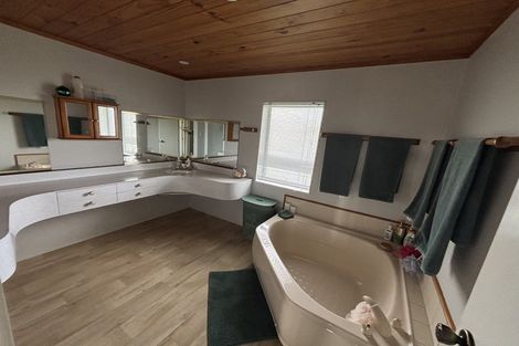 Photo of property in 100 Newell Road, Tokoroa, 3491